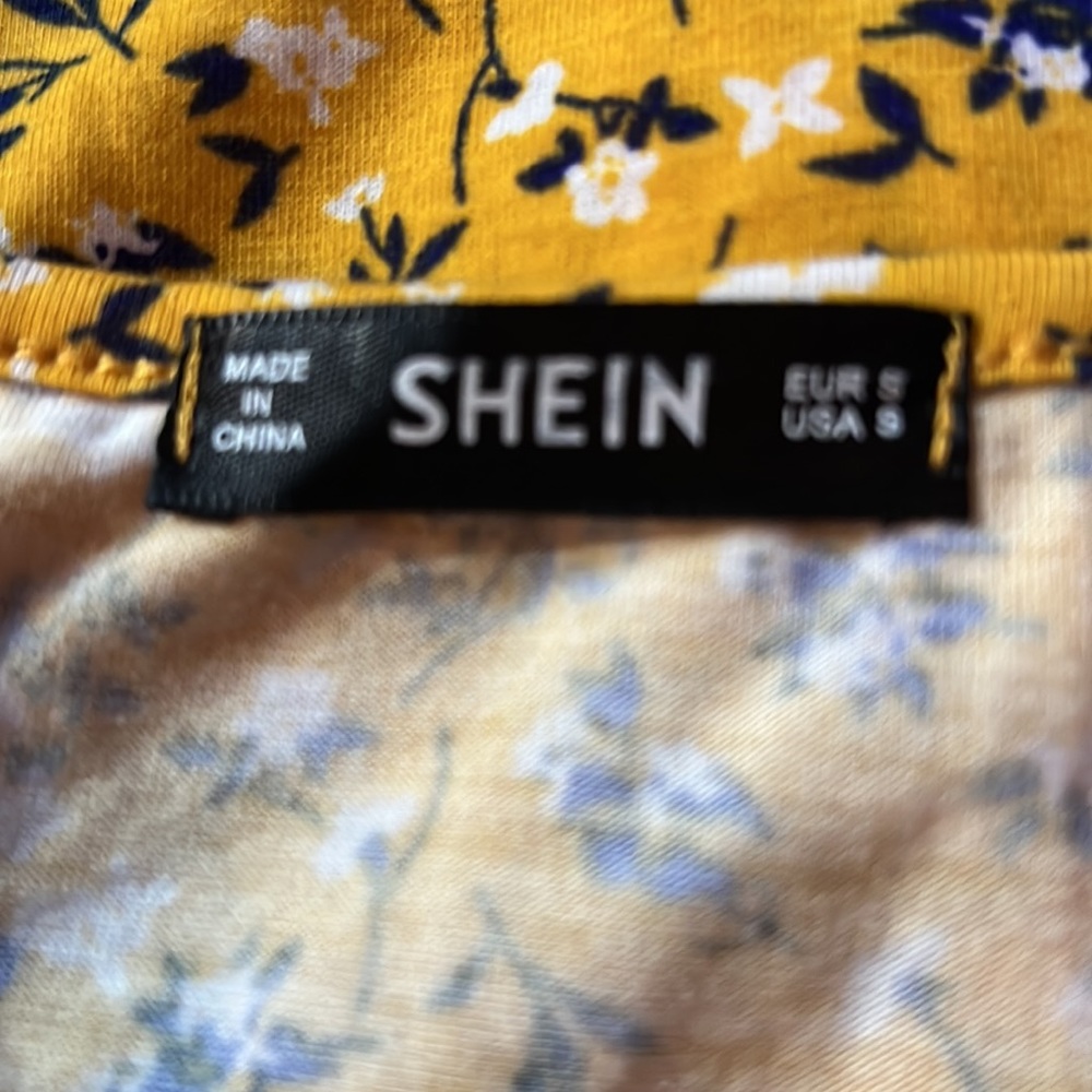 Shein Crop Top - Picture 5 of 6